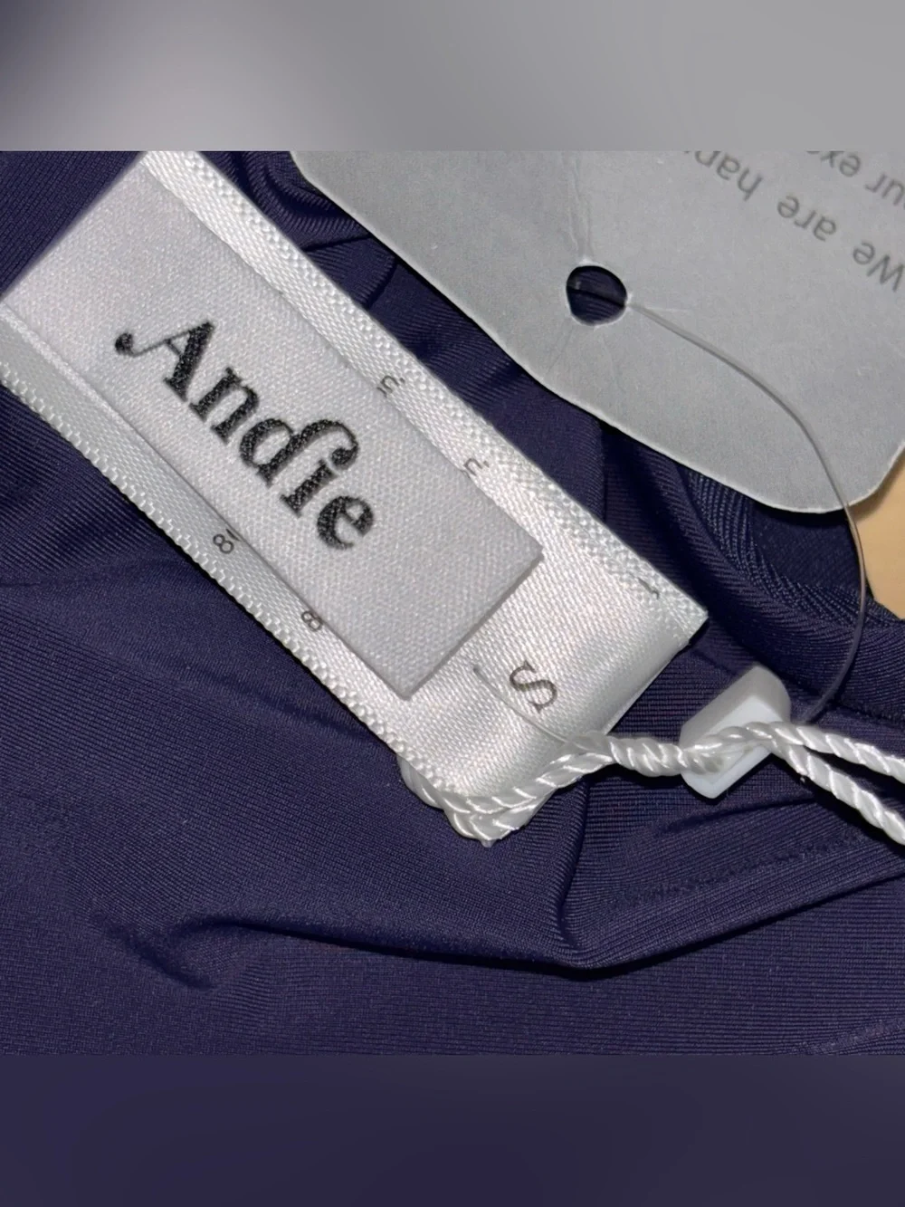 Andie NWT The Siren Crop Bikini Top Size Medium Navy Tankini Swim Resort Wear - Picture 3 of 7